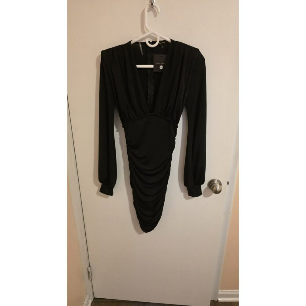 JAINMY MARTINEZ Dress NWT Size Medium Black Shoulder Pads Ruched Sides NWT Nye